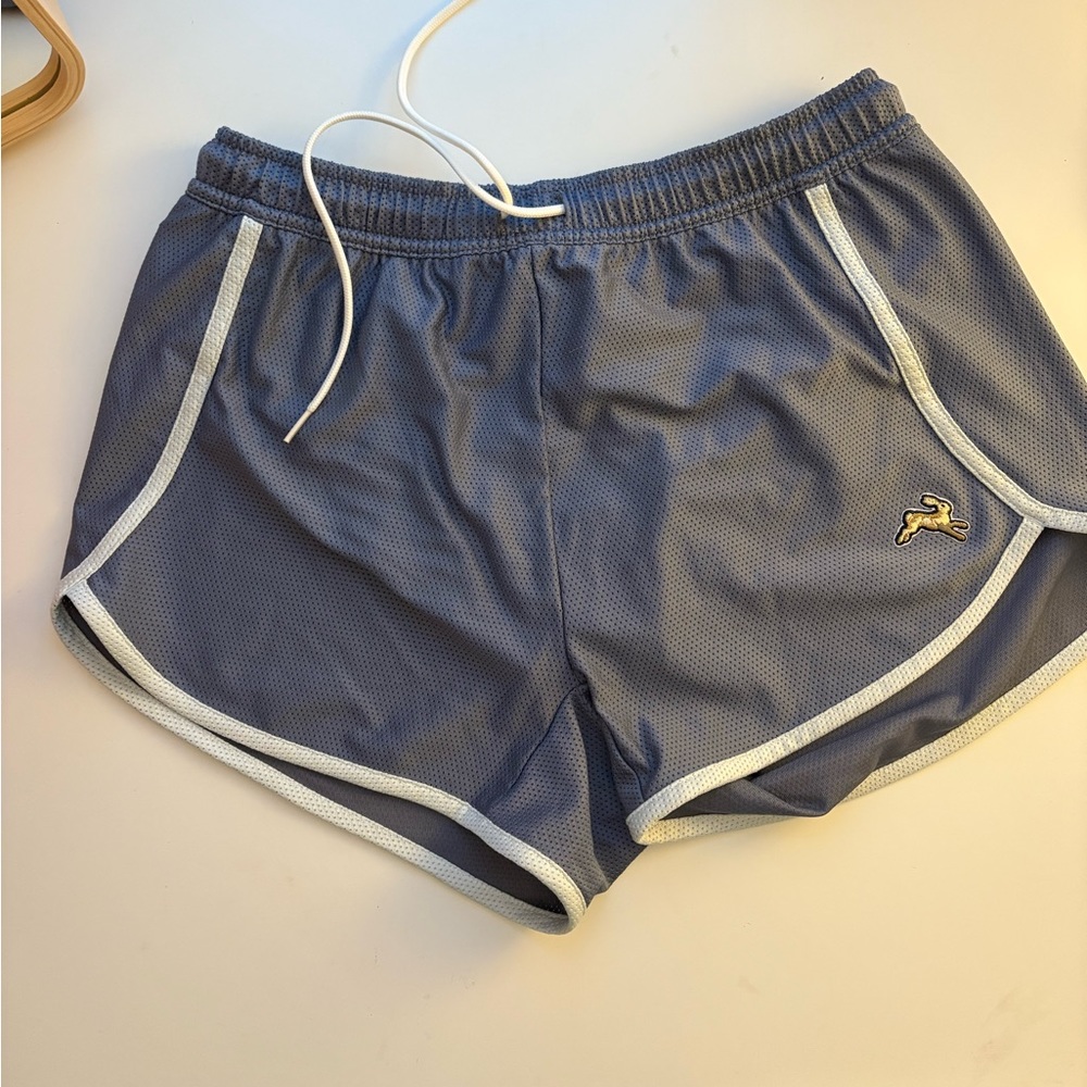 tracksmith van cortlandt shorts